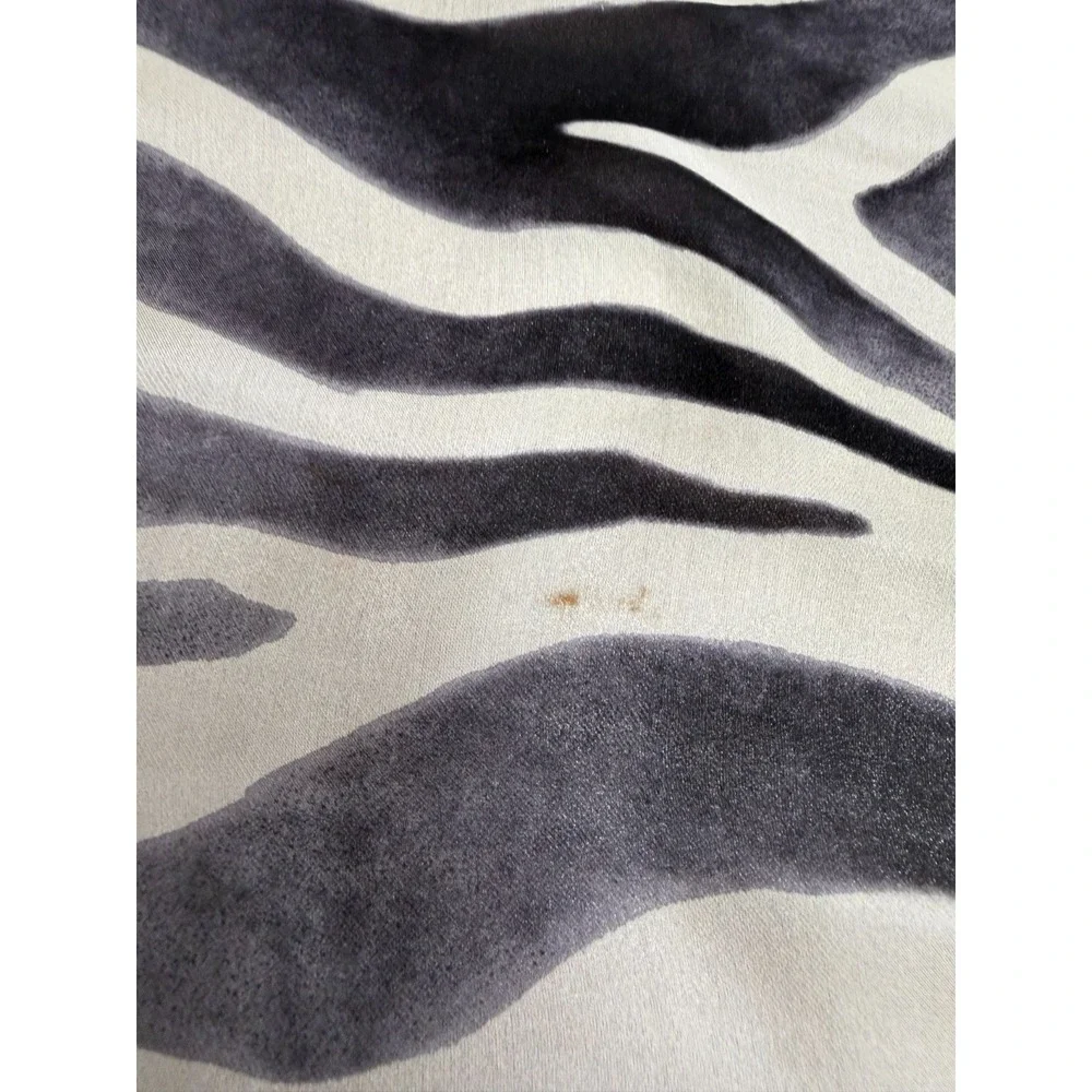 Salvatore Ferragamo 100% Silk Scarf  3 Giraffe 4 Zebra 1 Cheetah JUMBO 52